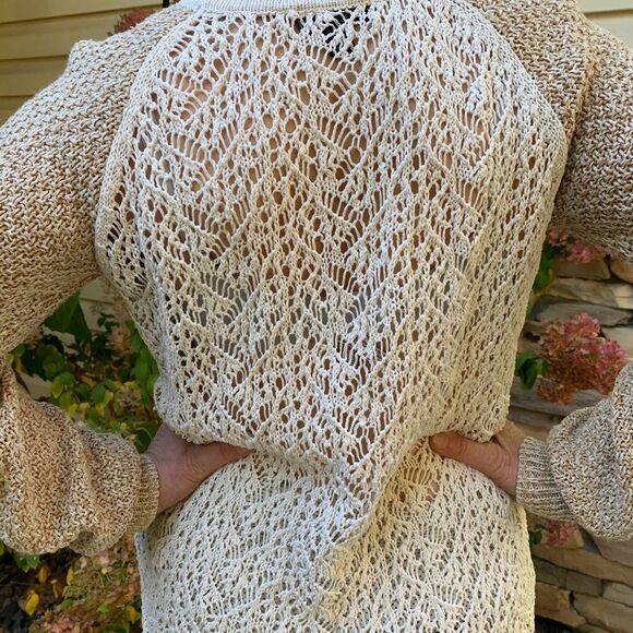 GG Basics Beige/white Open Knit Long Sleeve Sweater, good condition, Size Large - Picture 4 of 9